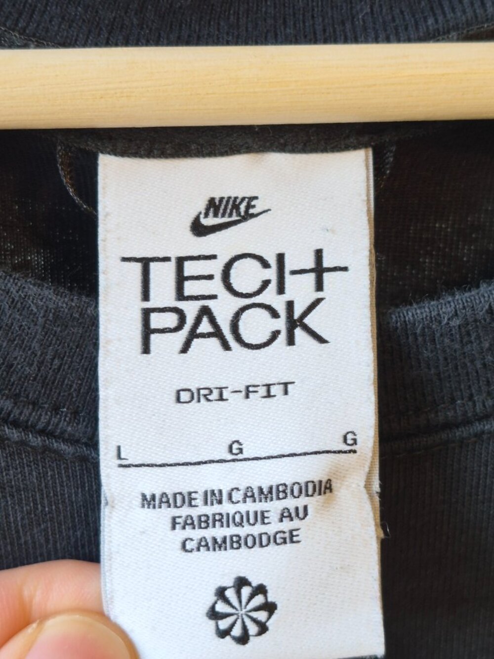 Nike T-Shirt Men’s L Tech Pack Dri-FIT Black Heavyweight Oversized - Picture 3 of 10